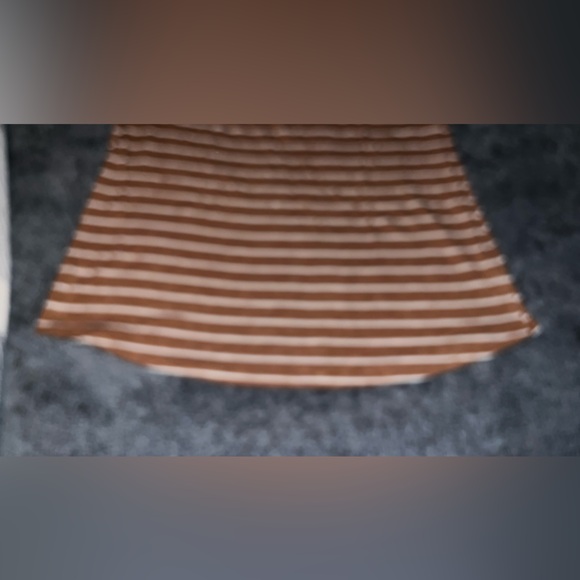 Varsity Striped Lace Up V Neck Tee - Picture 3 of 9